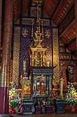 Chiang Mai - The Wat Chedi Luang, life-like wax figure of the master venerated in one secondary vihan. 